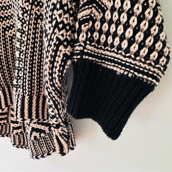 SIONI Cream & Black Lightweight Knit Dolman Batwing Sweater Size Small - Picture 4 of 12